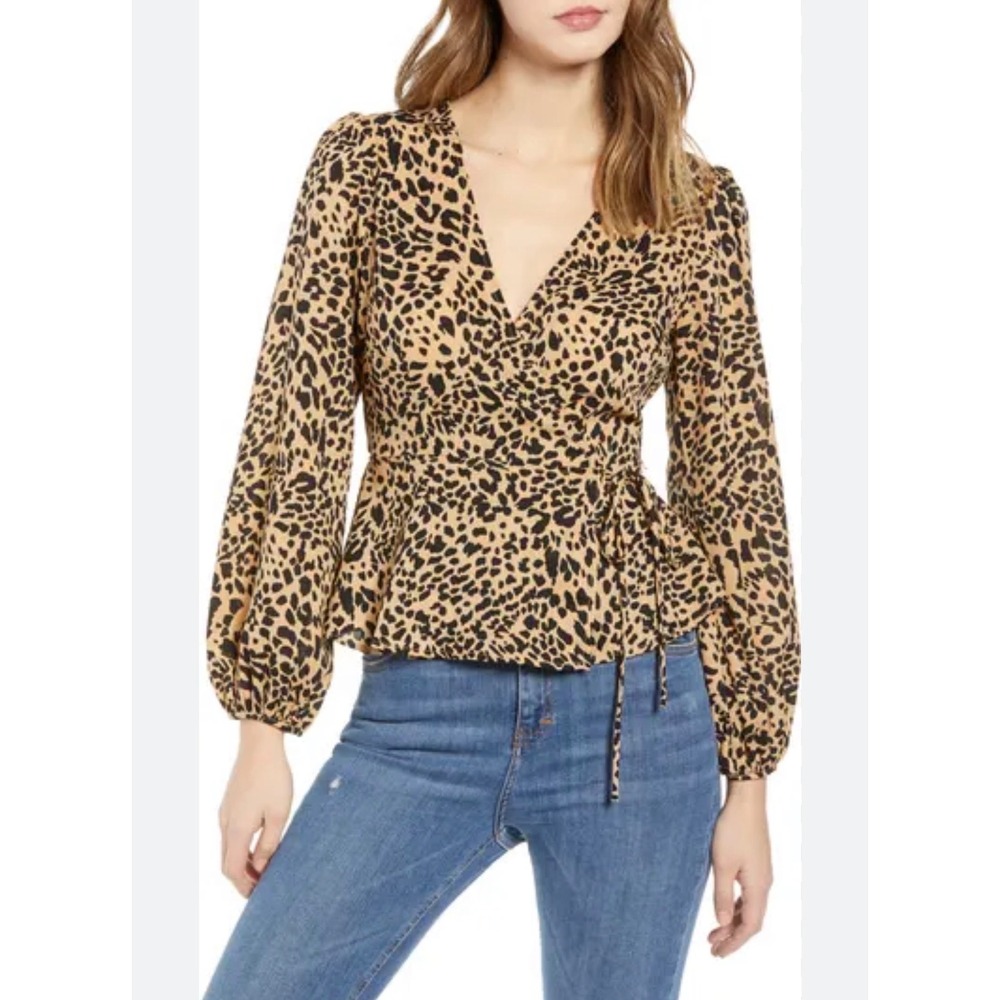ASTR The Label Leopard Print Wrap Top Long Sleeve V-Neck Blouse Tan Black Small